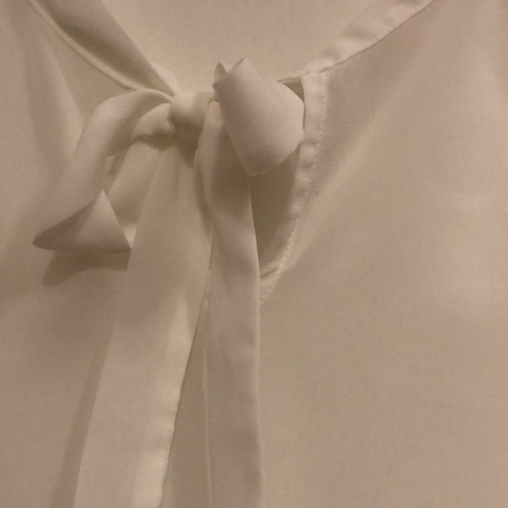 Beautiful polyester blouse - Picture 6 of 11